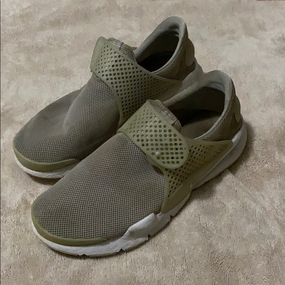 nike sockdarts
